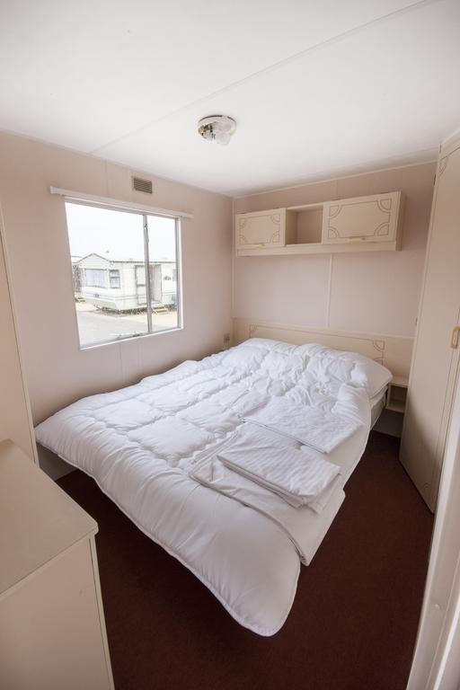 Cuma Camp Villa Sarbinowo Eksteriør billede