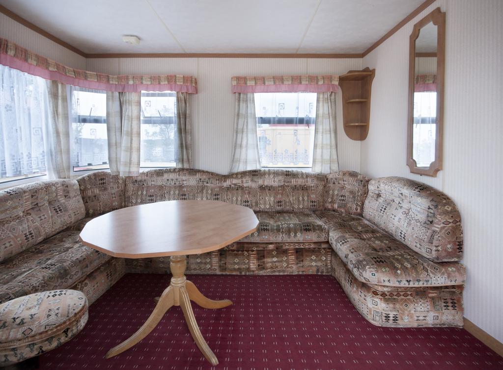 Cuma Camp Villa Sarbinowo Eksteriør billede