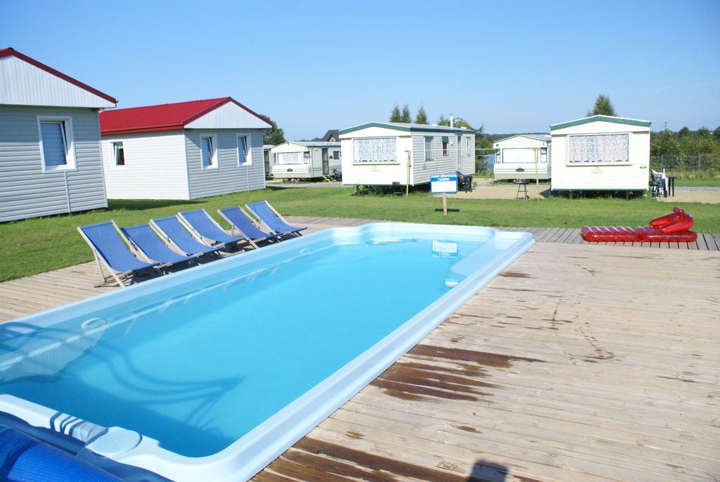 Cuma Camp Villa Sarbinowo Eksteriør billede