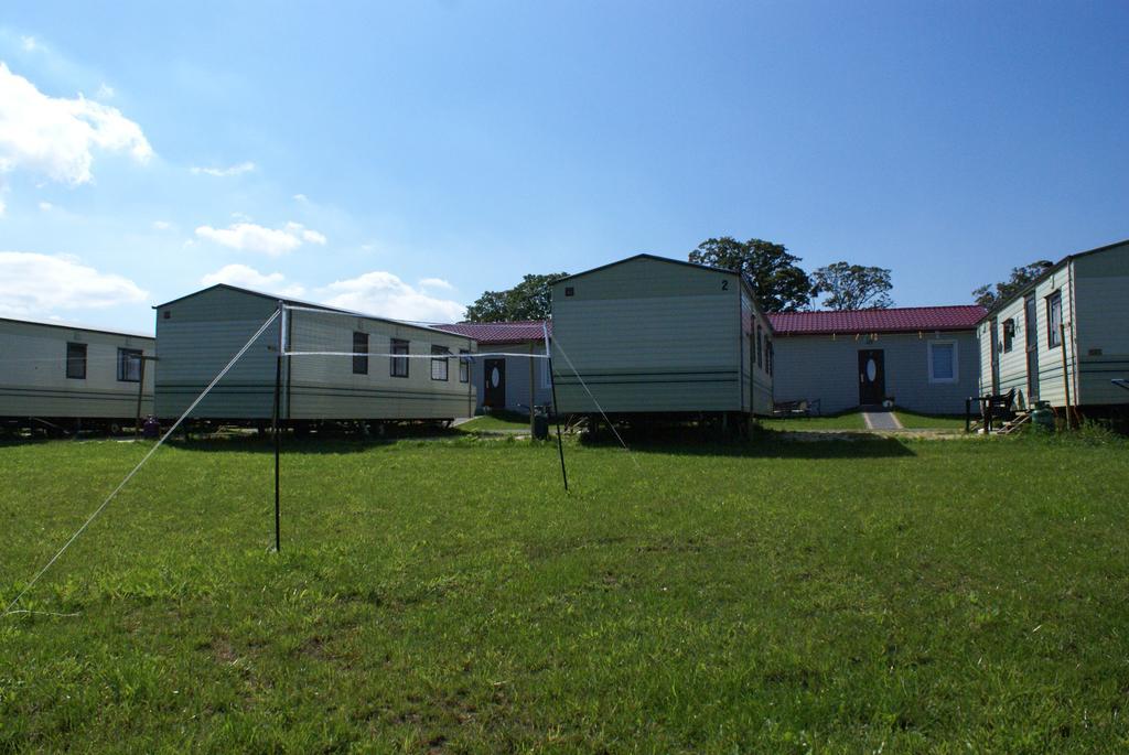 Cuma Camp Villa Sarbinowo Eksteriør billede